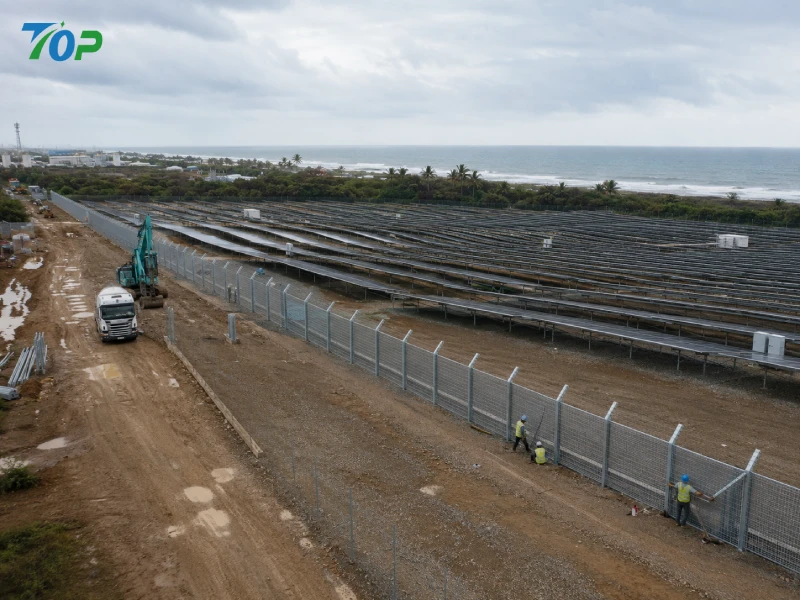 Why EPC Companies Are Shifting Toward Modular Solar Fencing Systems